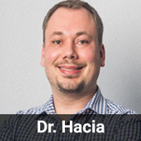 Kyle Hacia Kyle Hacia